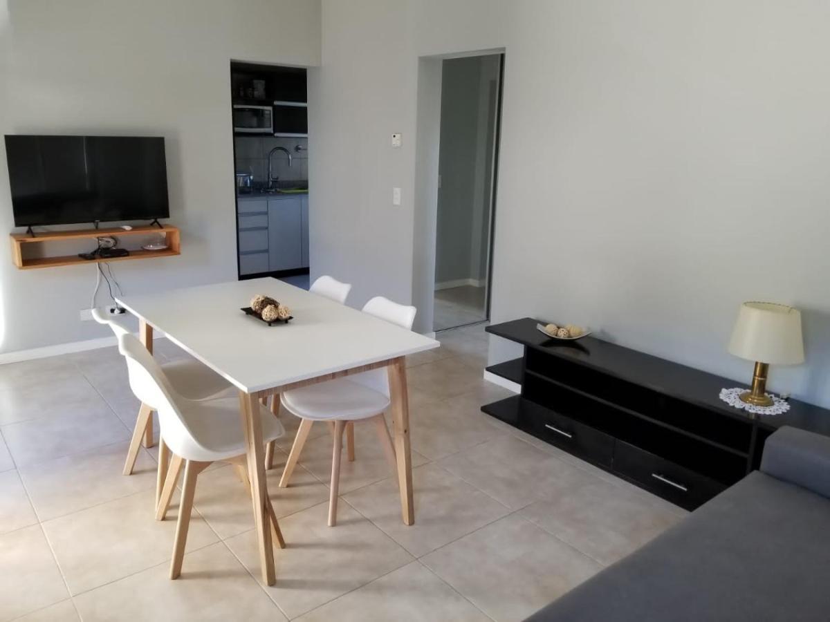 Hermoso Departamento 2 Ambientes Con Balcon! Drury San Martin de los Andes Bagian luar foto