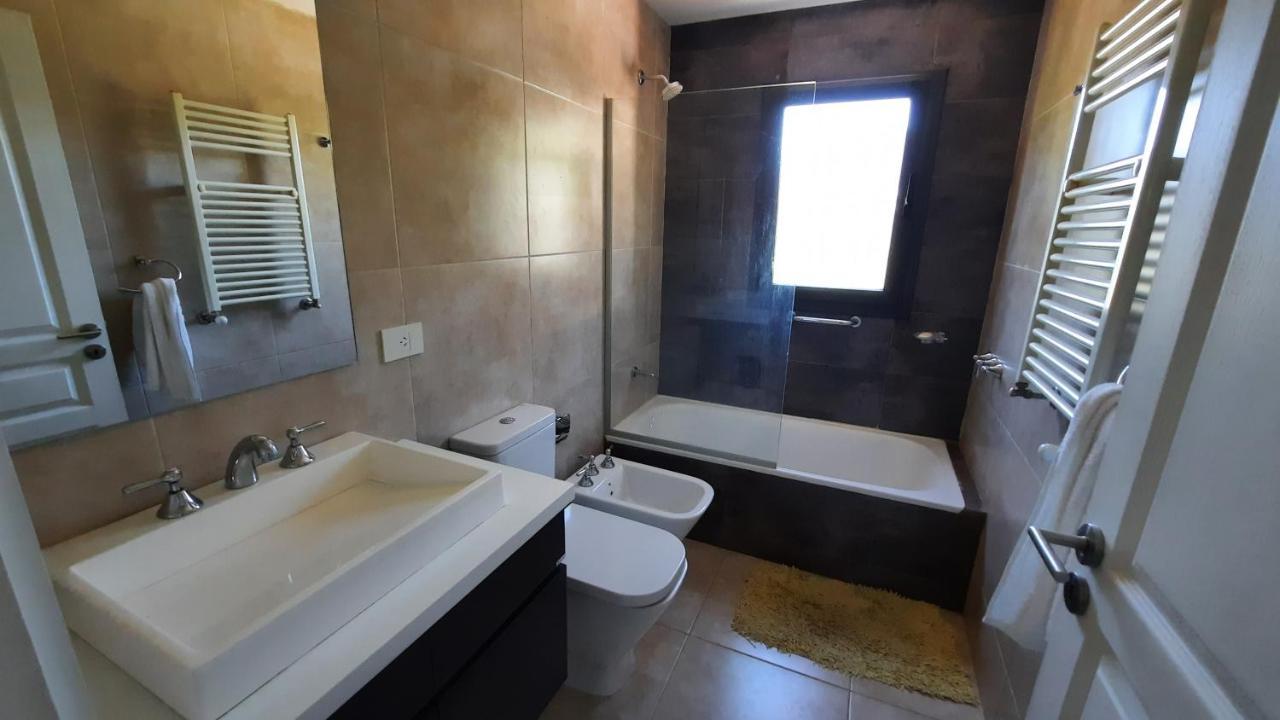 Hermoso Departamento 2 Ambientes Con Balcon! Drury San Martin de los Andes Bagian luar foto