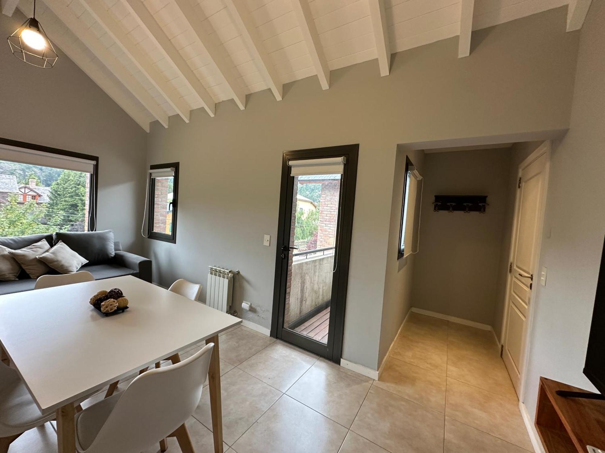 Hermoso Departamento 2 Ambientes Con Balcon! Drury San Martin de los Andes Bagian luar foto
